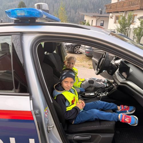 Polizei 1