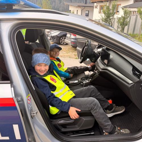 Polizei 1